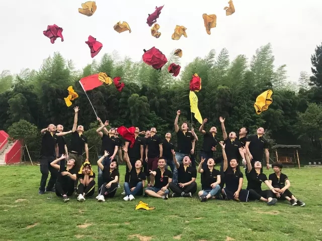 “向梦想出发” 云顶集团销售团建活动完善绽放